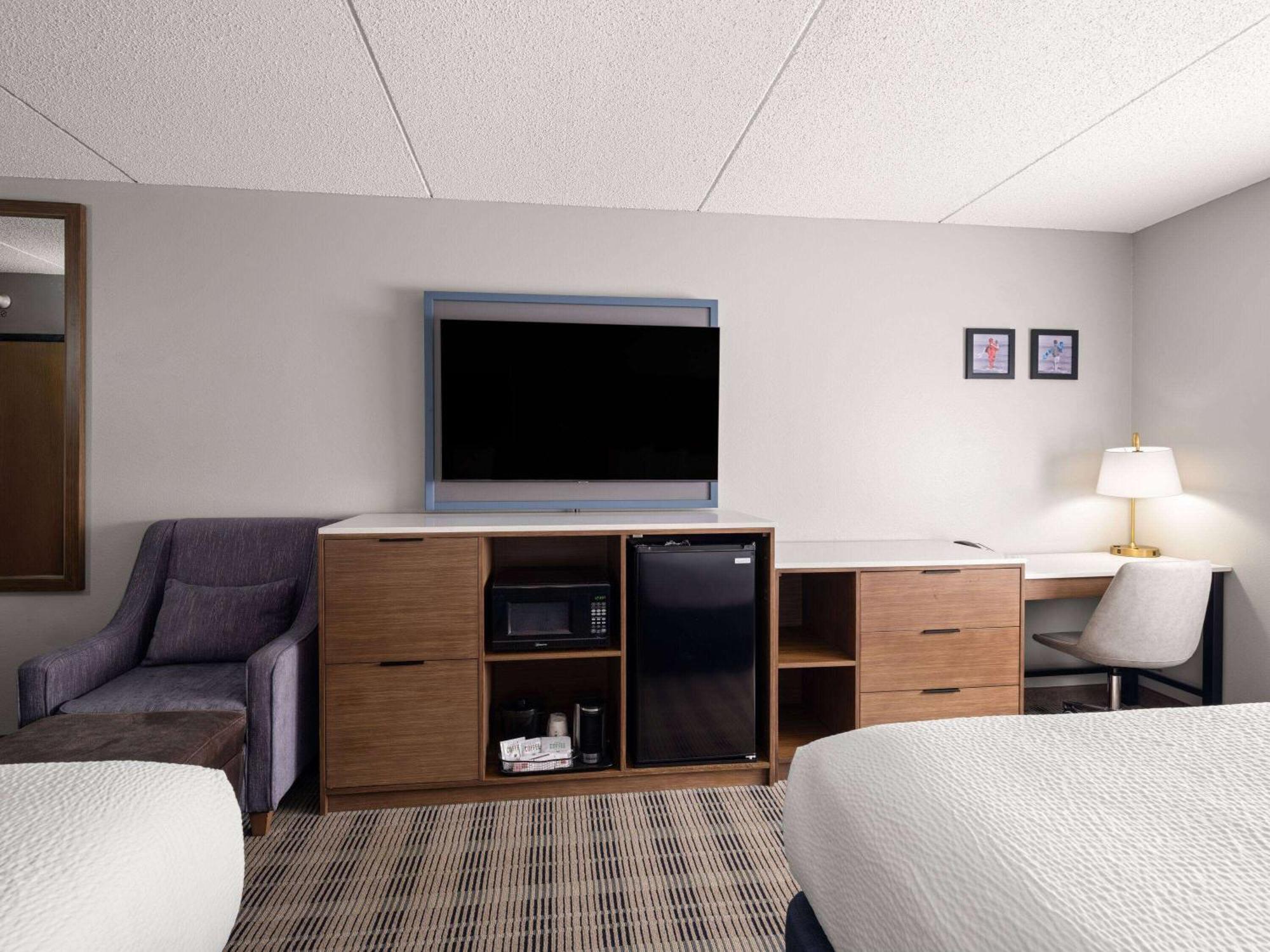 Americinn By Wyndham Shakopee Near Canterbury Park Exterior photo